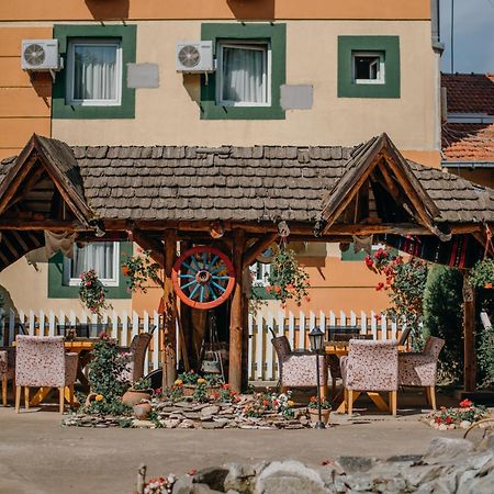 Gros Hotel - Leskovac Leskovac  Exteriör bild