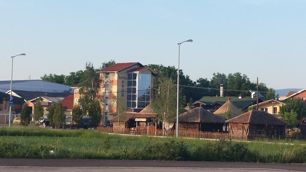 Gros Hotel - Leskovac Leskovac  Exteriör bild